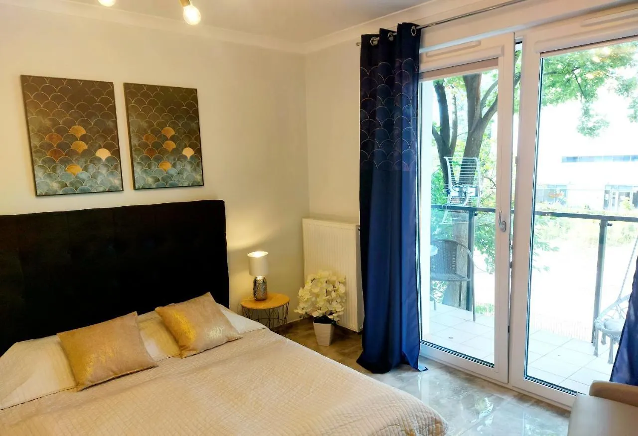 Na Grobli 20/13 Apartment Wroclaw 0*,  Poland